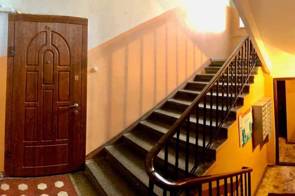 New Comfortable Nearby Promenade In 5 Minutes From Old Town Of Riga. Appartement *