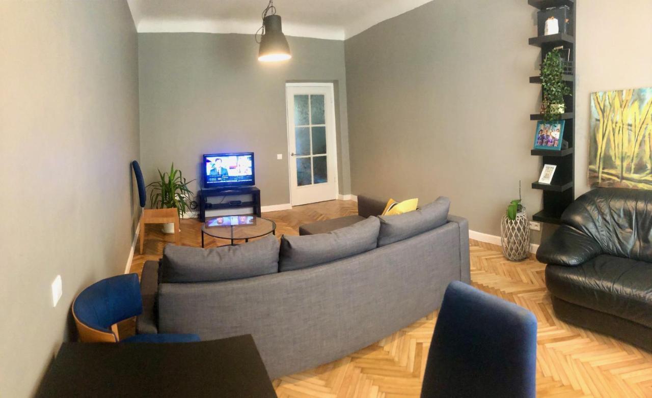 New Comfortable Nearby Promenade In 5 Minutes From Old Town Of Riga. Appartement
